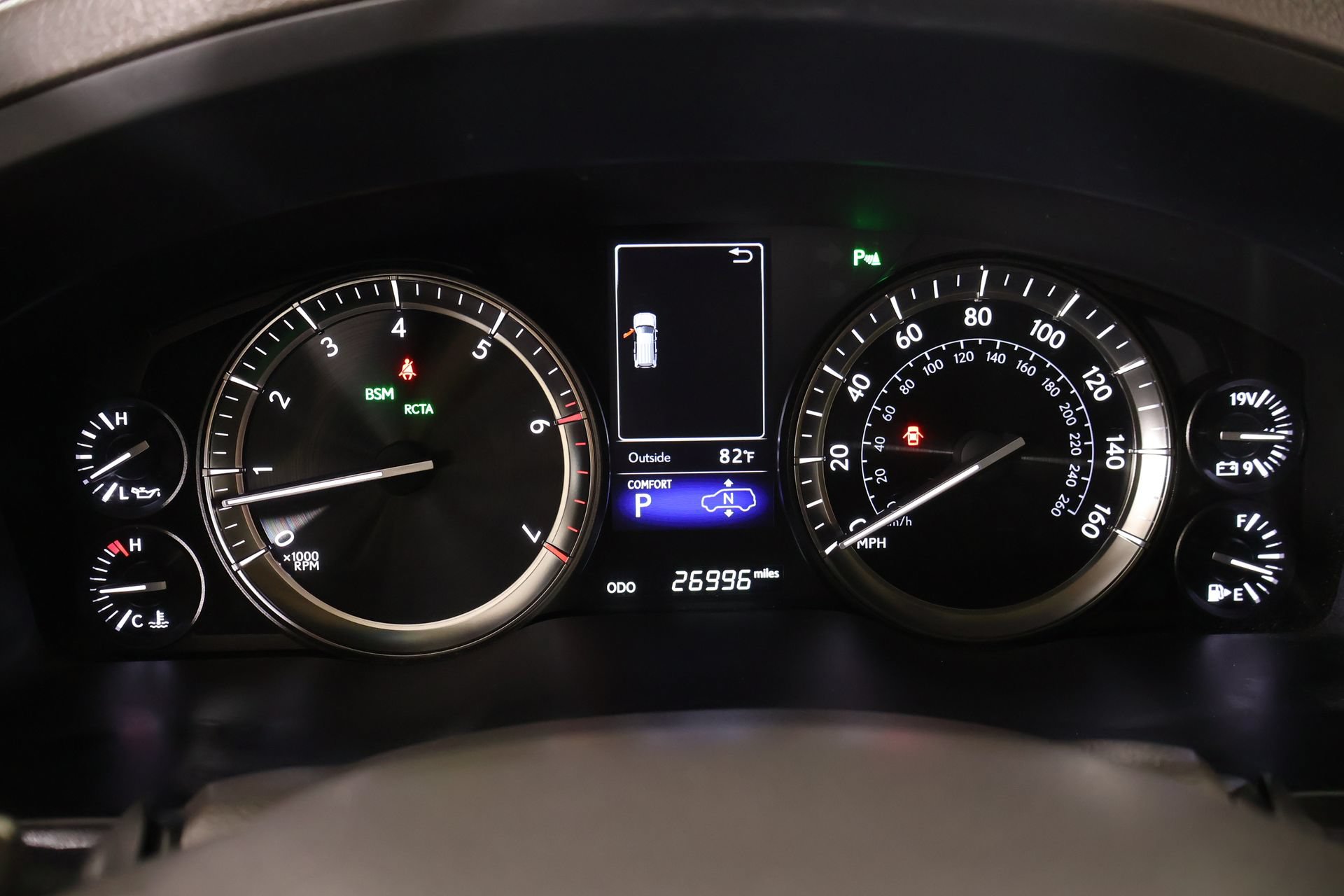 Used 2021 Lexus LX 570 4WD w/ Luxury Package image 4