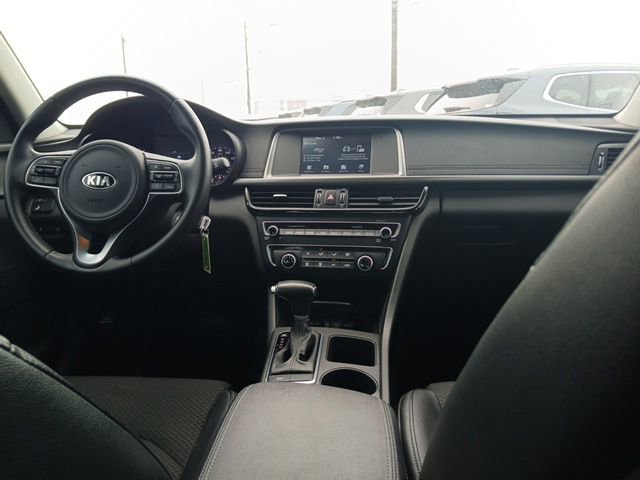 Used 2018 Kia Optima S w/ 18" Alloy Wheels Package FWD image 11
