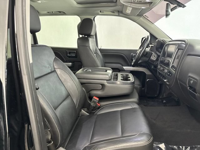 Used 2018 Chevrolet Silverado 1500 LTZ Z71 w/ Midnight Edition AWD/4WD image 24
