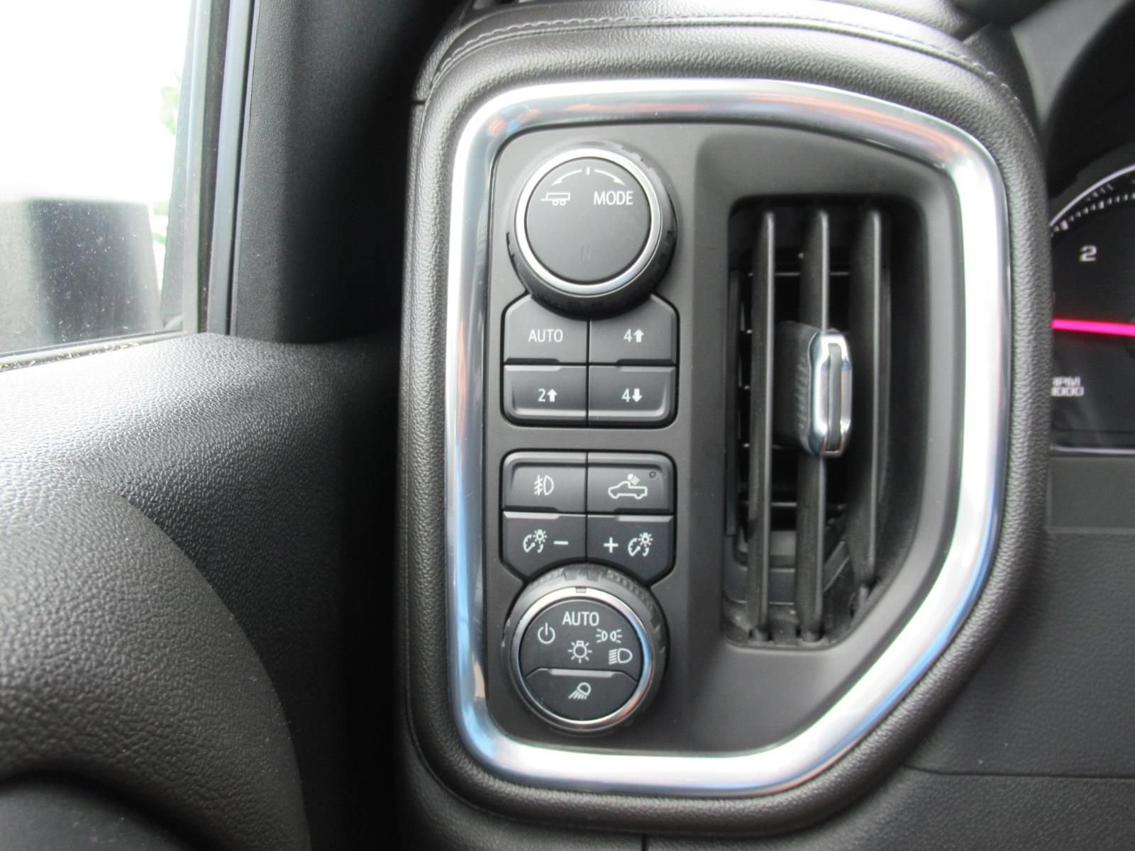 Used 2022 Chevrolet Silverado 2500 LTZ w/ LTZ Plus Package AWD/4WD image 23