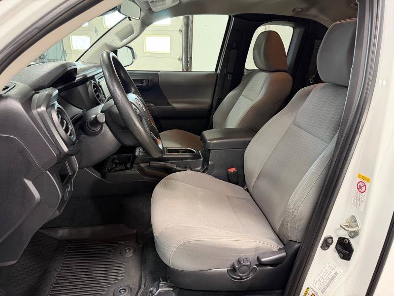 Used 2019 Toyota Tacoma SR w/ SX Package AWD/4WD image 11