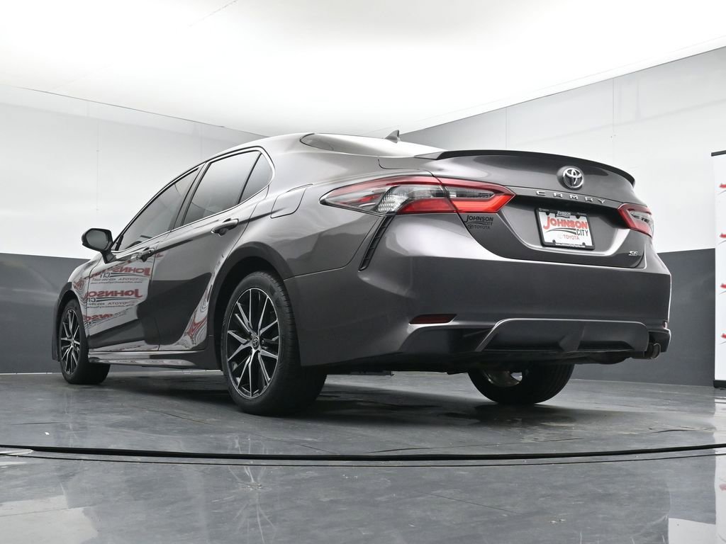 Used 2022 Toyota Camry SE FWD image 36