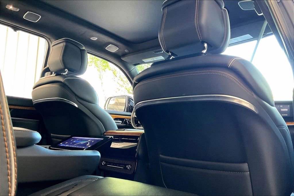 Used 2024 Jeep Grand Wagoneer L Series III image 22