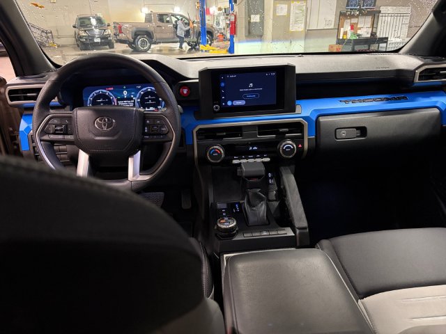 Certified 2026 Toyota Tacoma TRD Off-Road AWD/4WD image 14