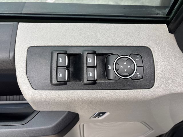 Used 2018 Ford F150 XL w/ Equipment Group 101A Mid AWD/4WD image 16