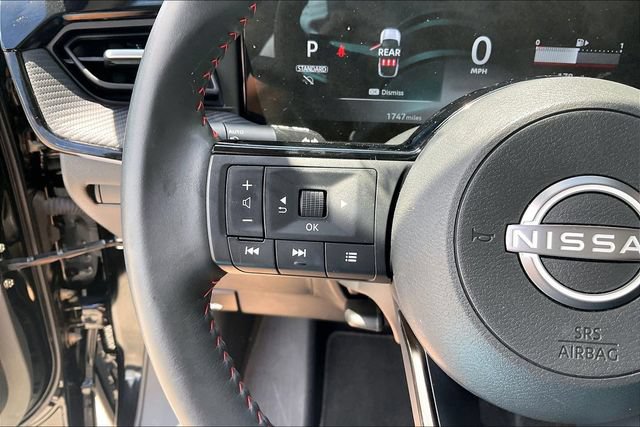 Certified 2025 Nissan Kicks SR FWD image 16
