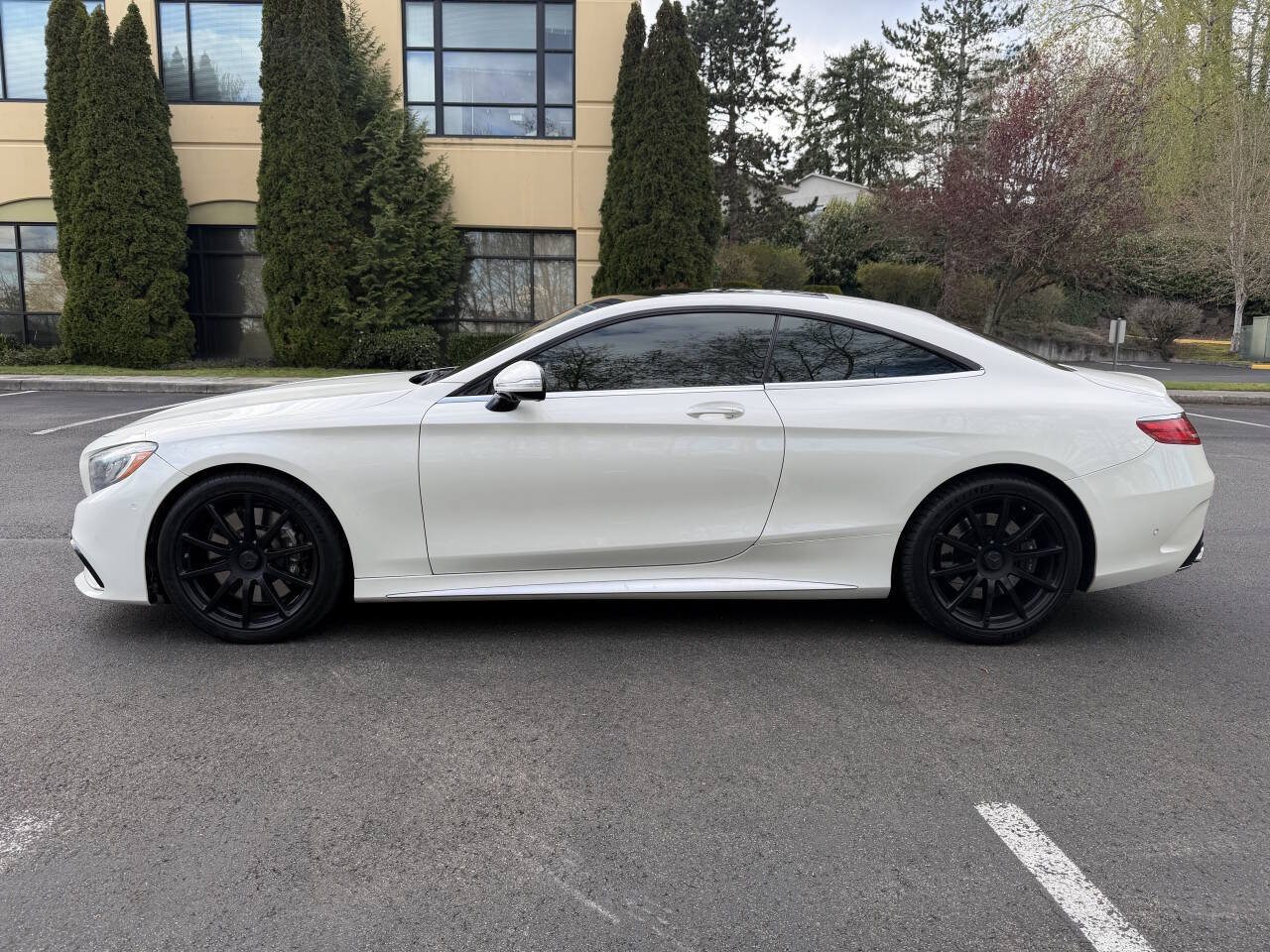 Used 2015 Mercedes-Benz S 63 AMG 4MATIC Coupe image 9
