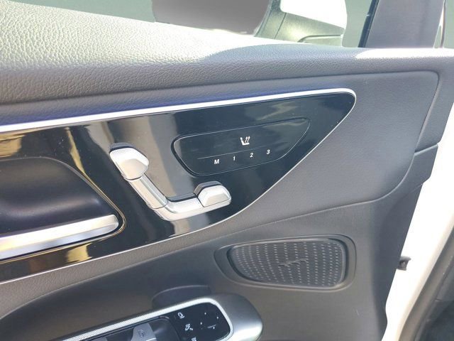 Certified 2025 Mercedes-Benz GLC 300 300 image 12