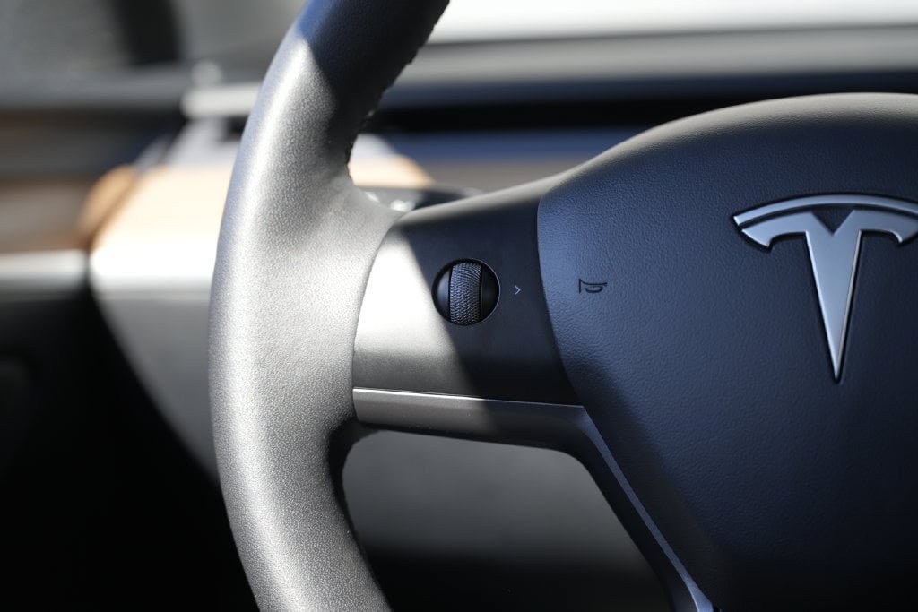 Used 2022 Tesla Model Y Long Range AWD/4WD image 46