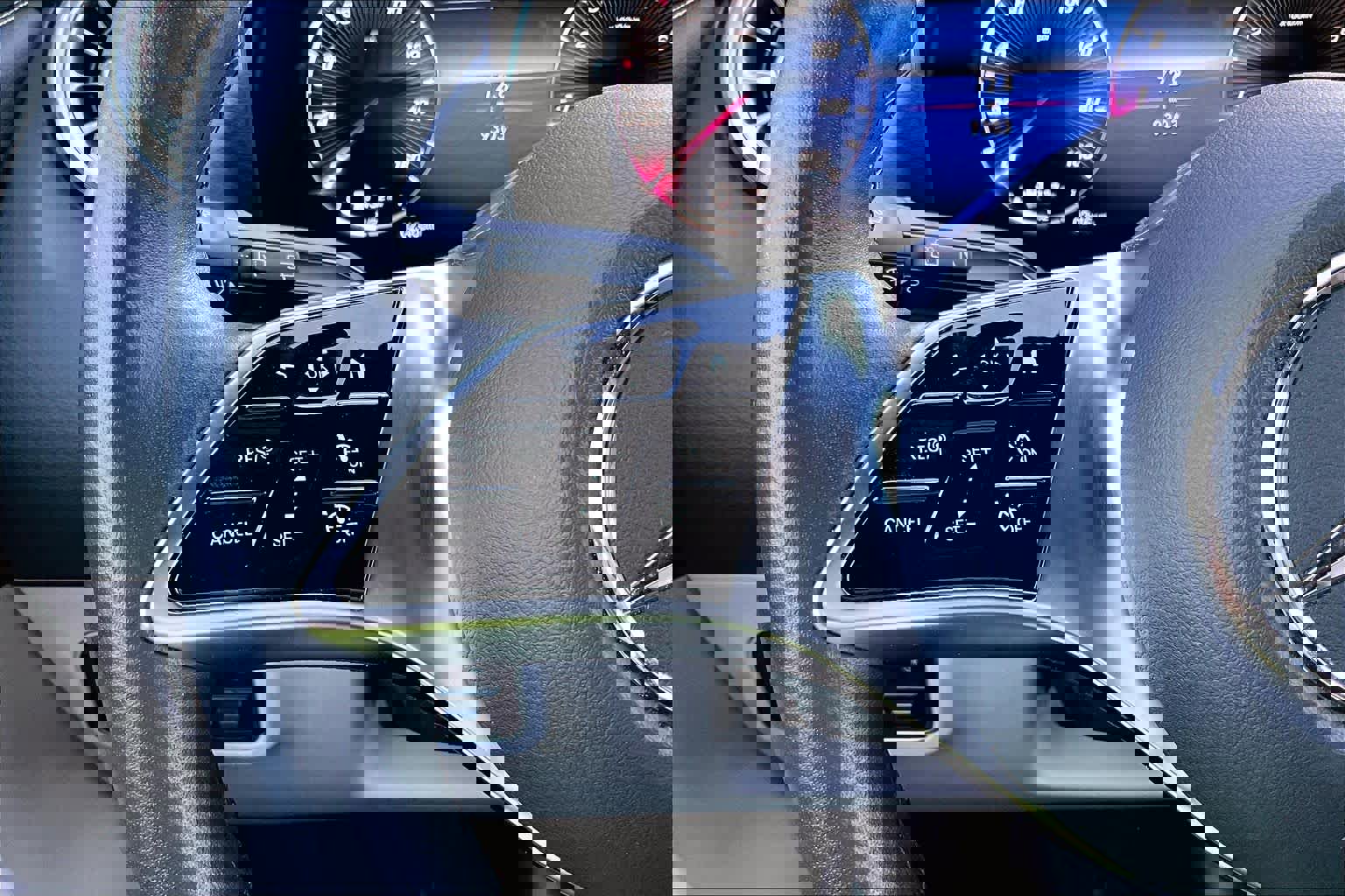 Used 2025 Mercedes-Benz GLA 250 image 23