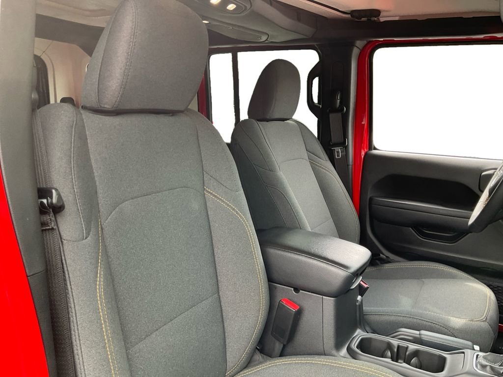 Used 2024 Jeep Wrangler Sport S image 27