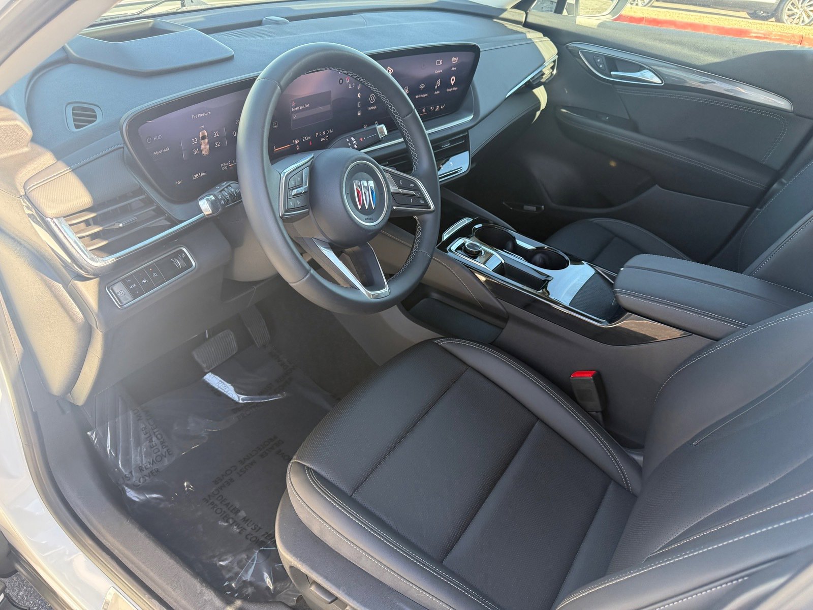 Used 2025 Buick Envision Preferred image 12