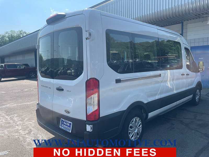 Used 2023 Ford Transit 350 XLT RWD image 3