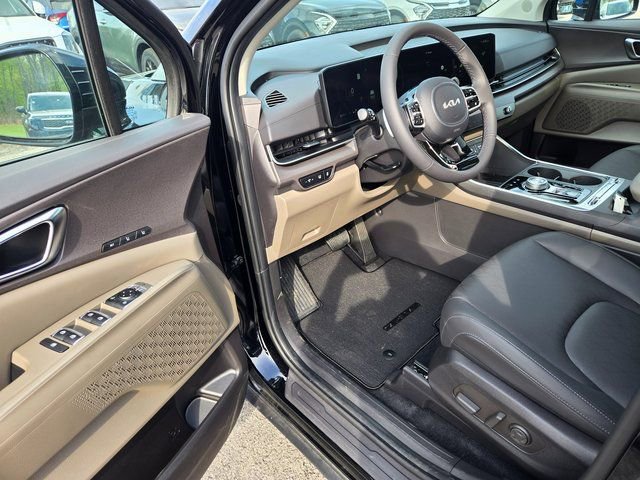 New 2025 Kia Carnival SX image 4