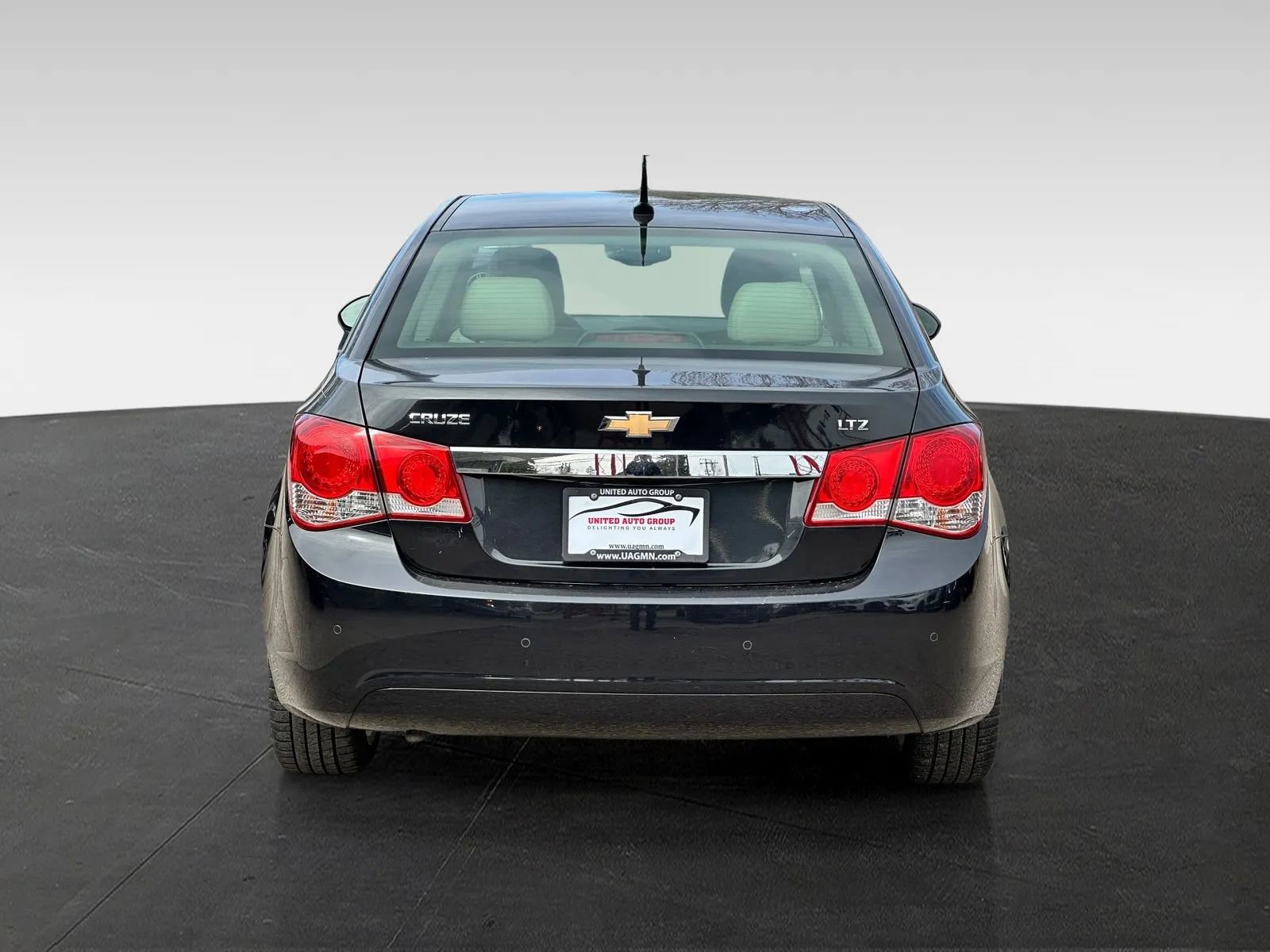 Used 2012 Chevrolet Cruze LTZ FWD image 6