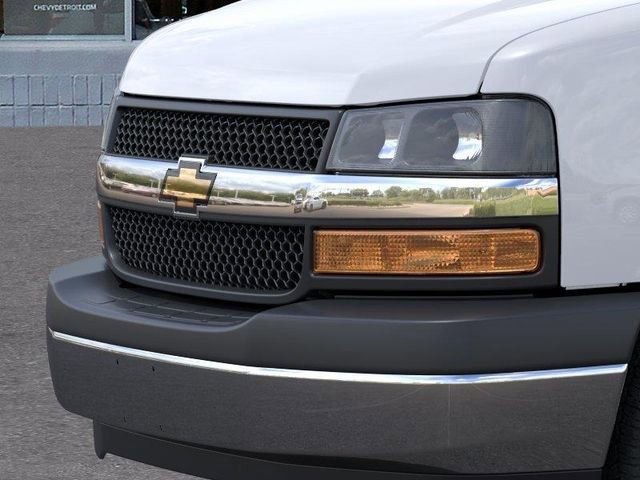 New 2026 Chevrolet Express 2500 w/ Driver Convenience Package RWD image 13