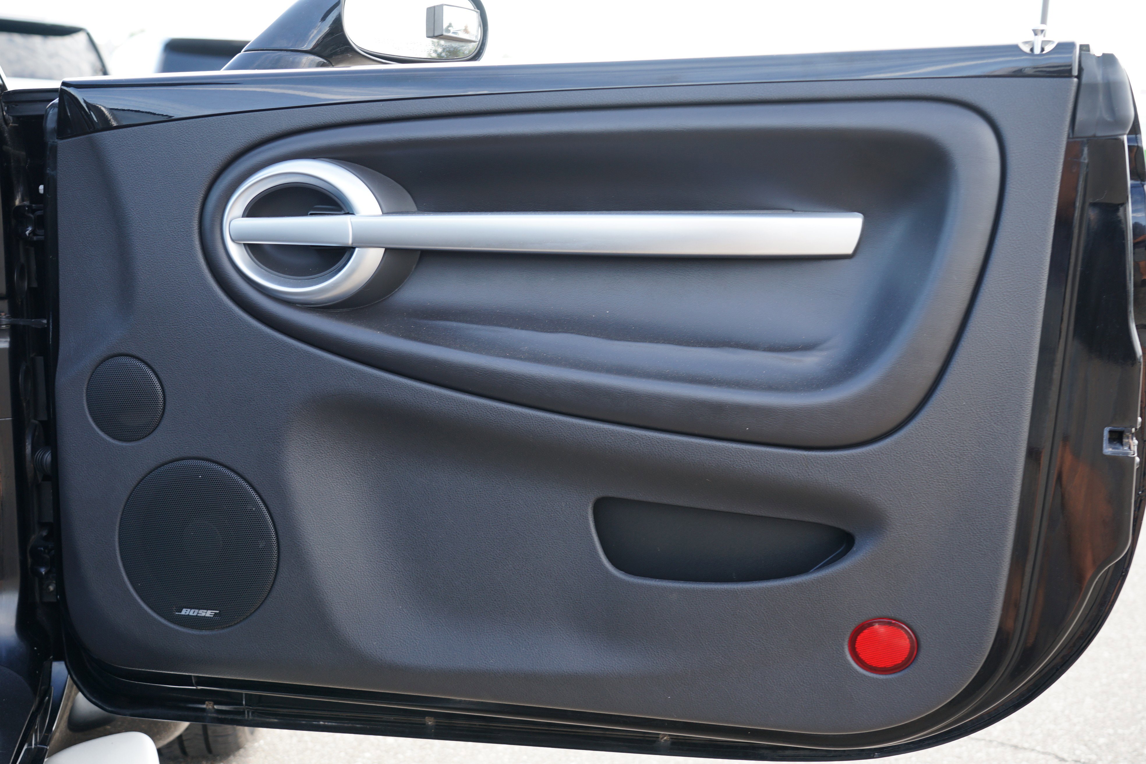 Used 2006 Chevrolet SSR w/ Preferred Equipment Group RWD image 15