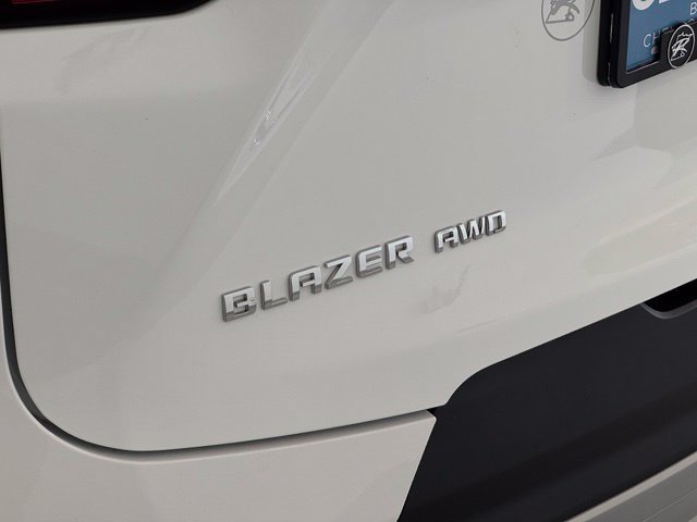 Used 2023 Chevrolet Blazer LT AWD/4WD image 44