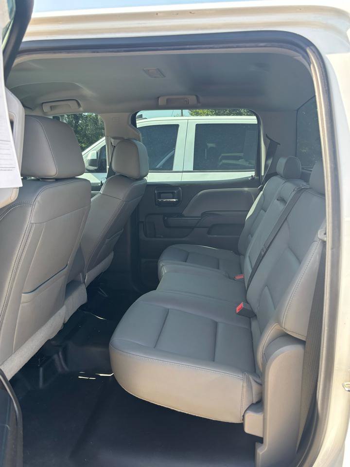 Used 2018 Chevrolet Silverado 1500 W/T w/ Trailering Package AWD/4WD image 6
