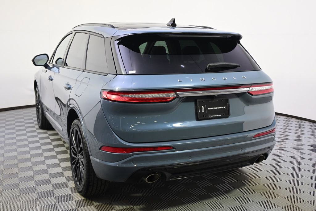 New 2026 Lincoln Corsair Reserve w/ Jet Appearance Package image 4