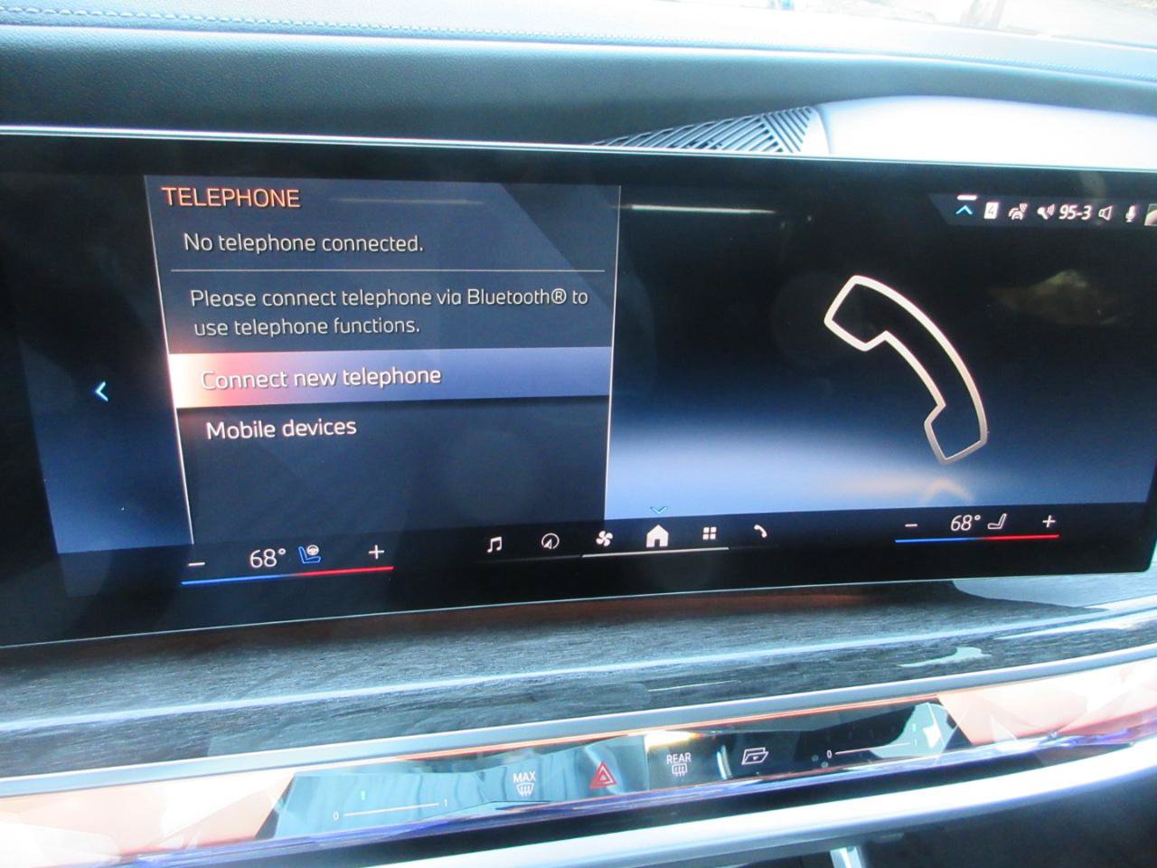 Used 2023 BMW 760i xDrive AWD/4WD image 62