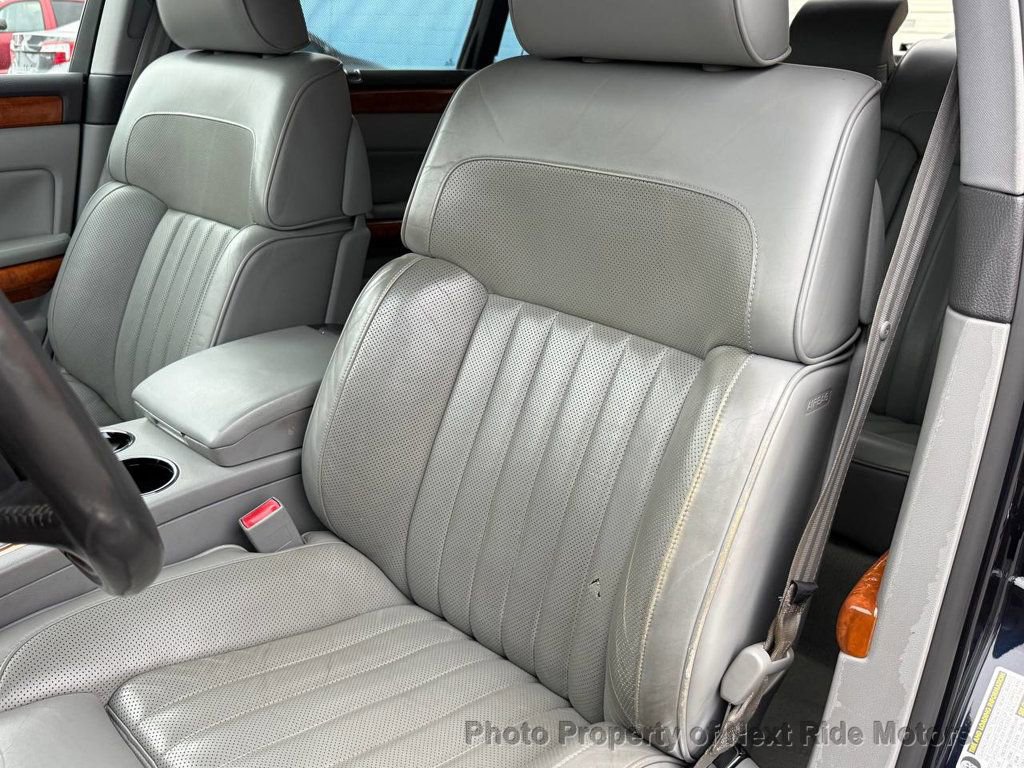 Used 2004 Volkswagen Phaeton V8 AWD/4WD image 9