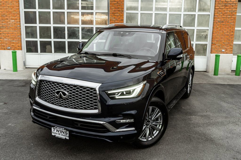 Used 2024 INFINITI QX80 Luxe image 2