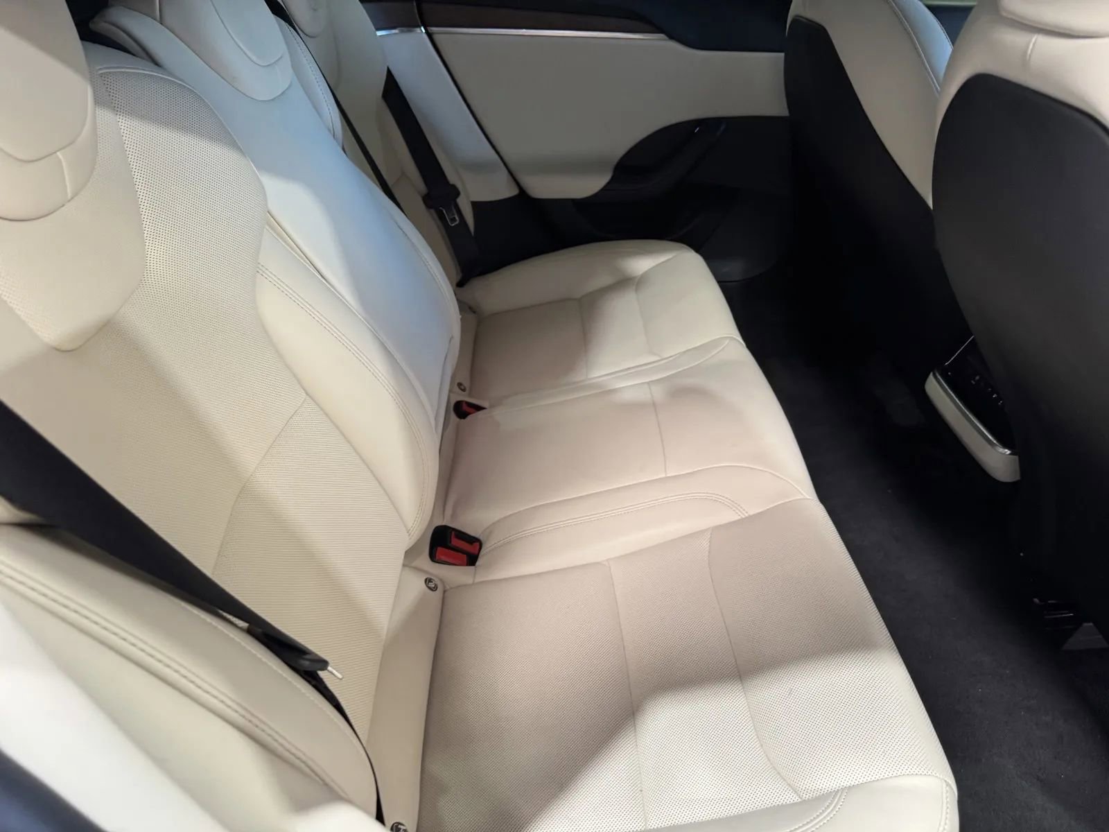 Used 2021 Tesla Model S Long Range image 8