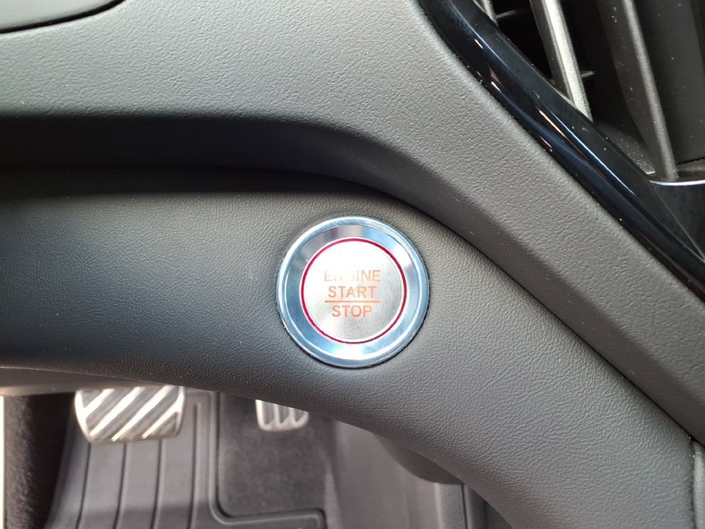 Used 2025 Acura RDX w/ Advance Package AWD/4WD image 29