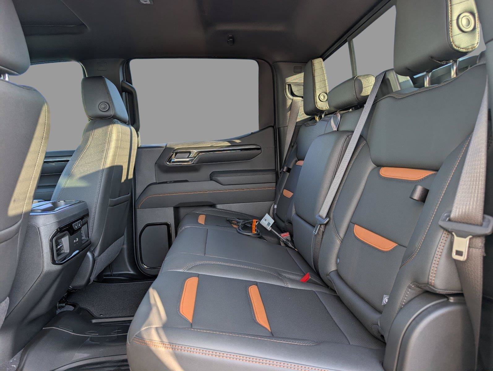 New 2026 GMC Sierra 1500 AT4 w/ AT4 Premium Package AWD/4WD image 36