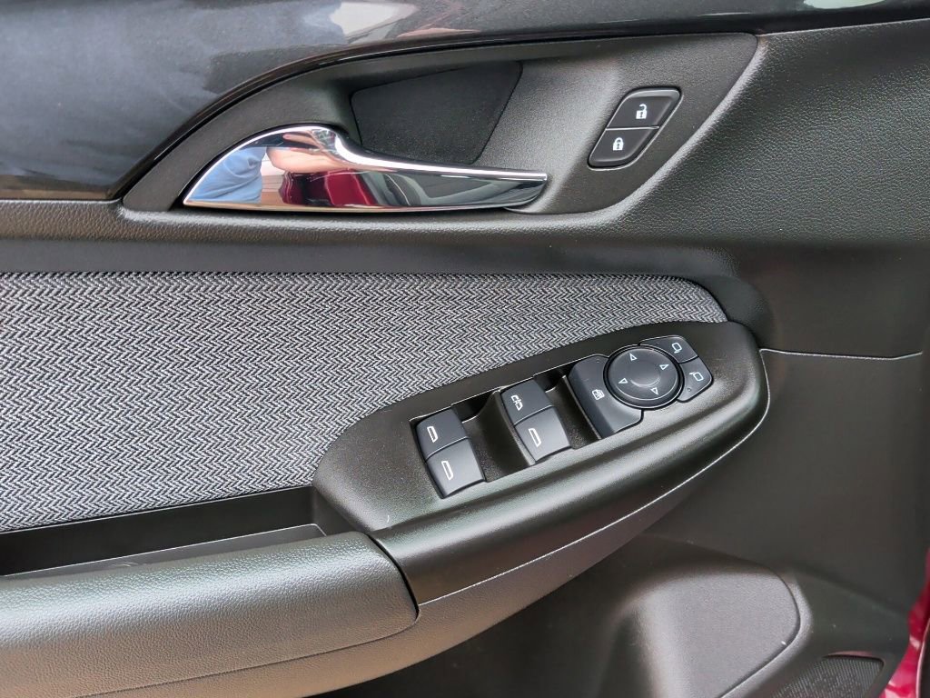 Used 2024 Chevrolet TrailBlazer LS w/ LS Convenience Package image 11