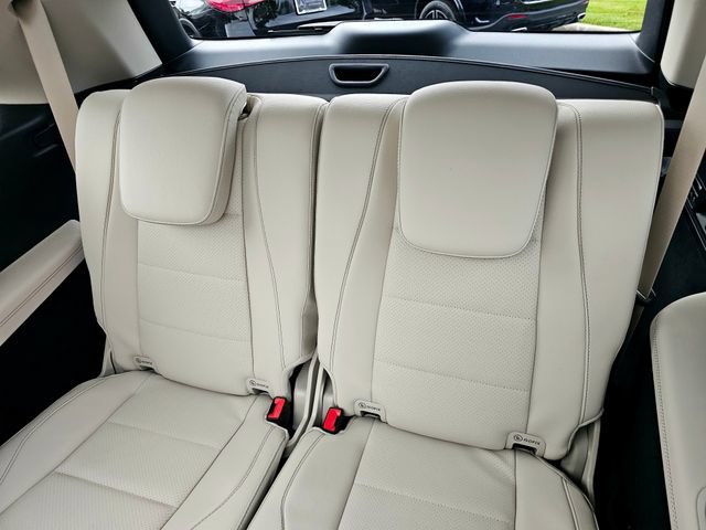 New 2026 Mercedes-Benz GLS 450 4MATIC image 23