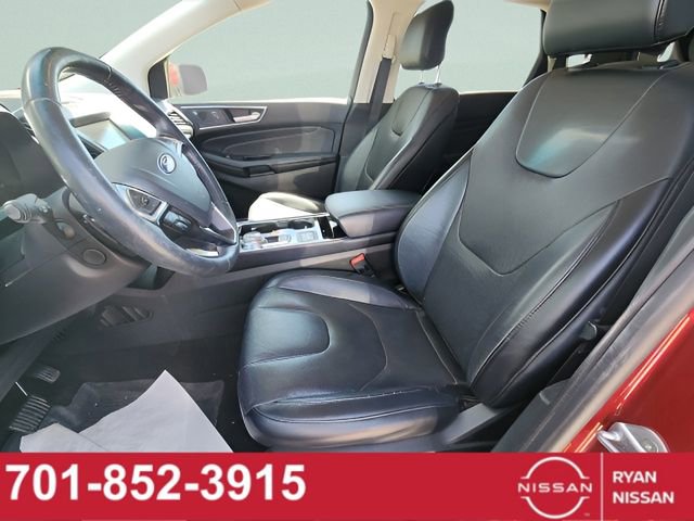 Used 2019 Ford Edge Titanium w/ Equipment Group 301A AWD/4WD image 10