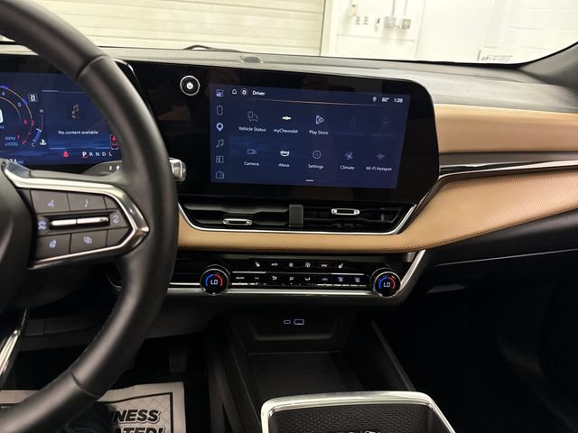 Certified 2025 Chevrolet Equinox ACTIV AWD/4WD image 17