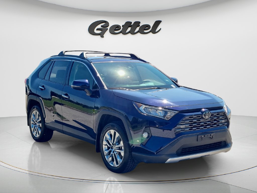 Certified 2020 Toyota RAV4 Limited w/ Limited Grade Weather Package AWD/4WD image 3