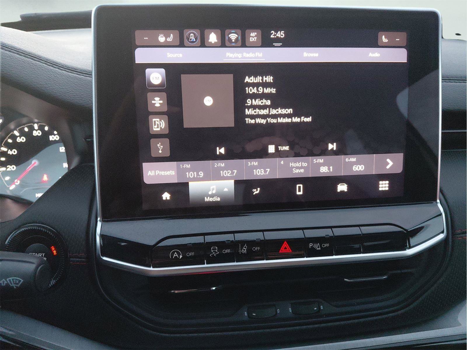 Used 2024 Jeep Compass Trailhawk w/ Trailhawk Convenience Group image 32