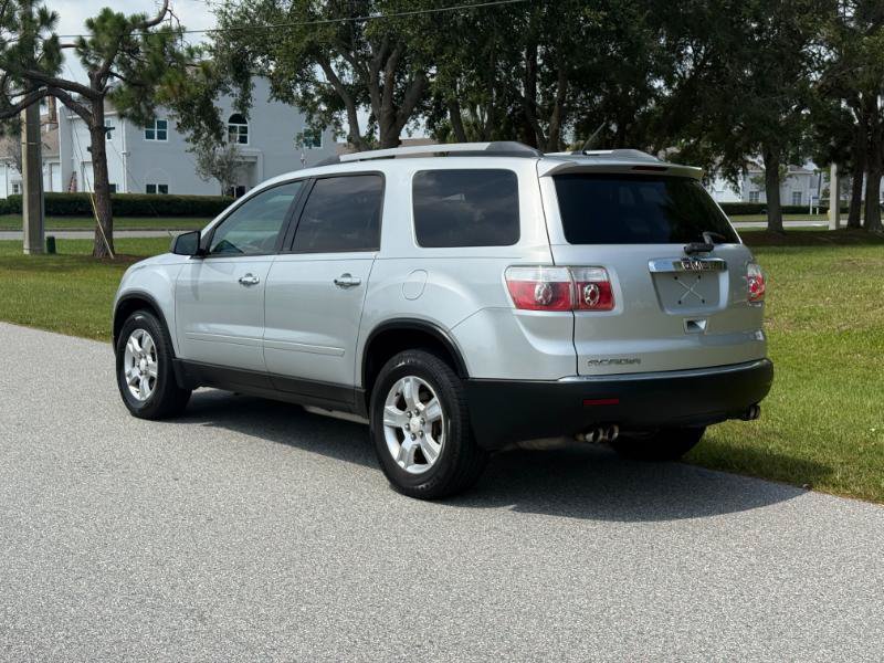 Used 2011 GMC Acadia SL w/ Preferred Package FWD image 6