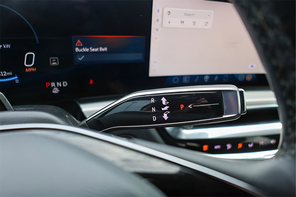 Used 2023 Cadillac Lyriq 2WD image 16