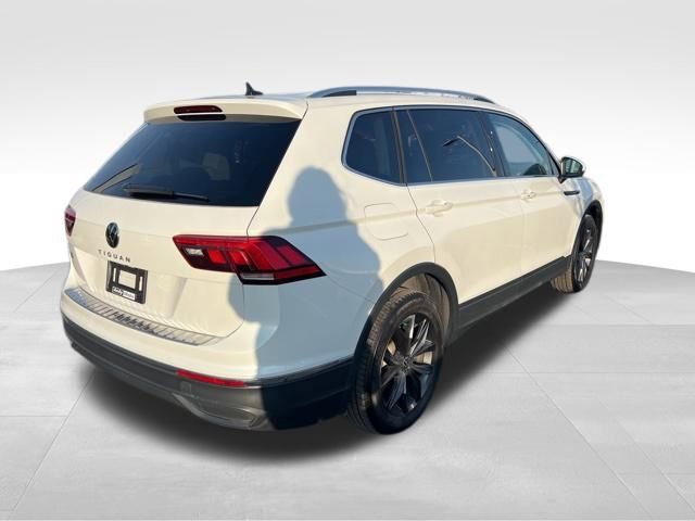 Used 2023 Volkswagen Tiguan SE image 7