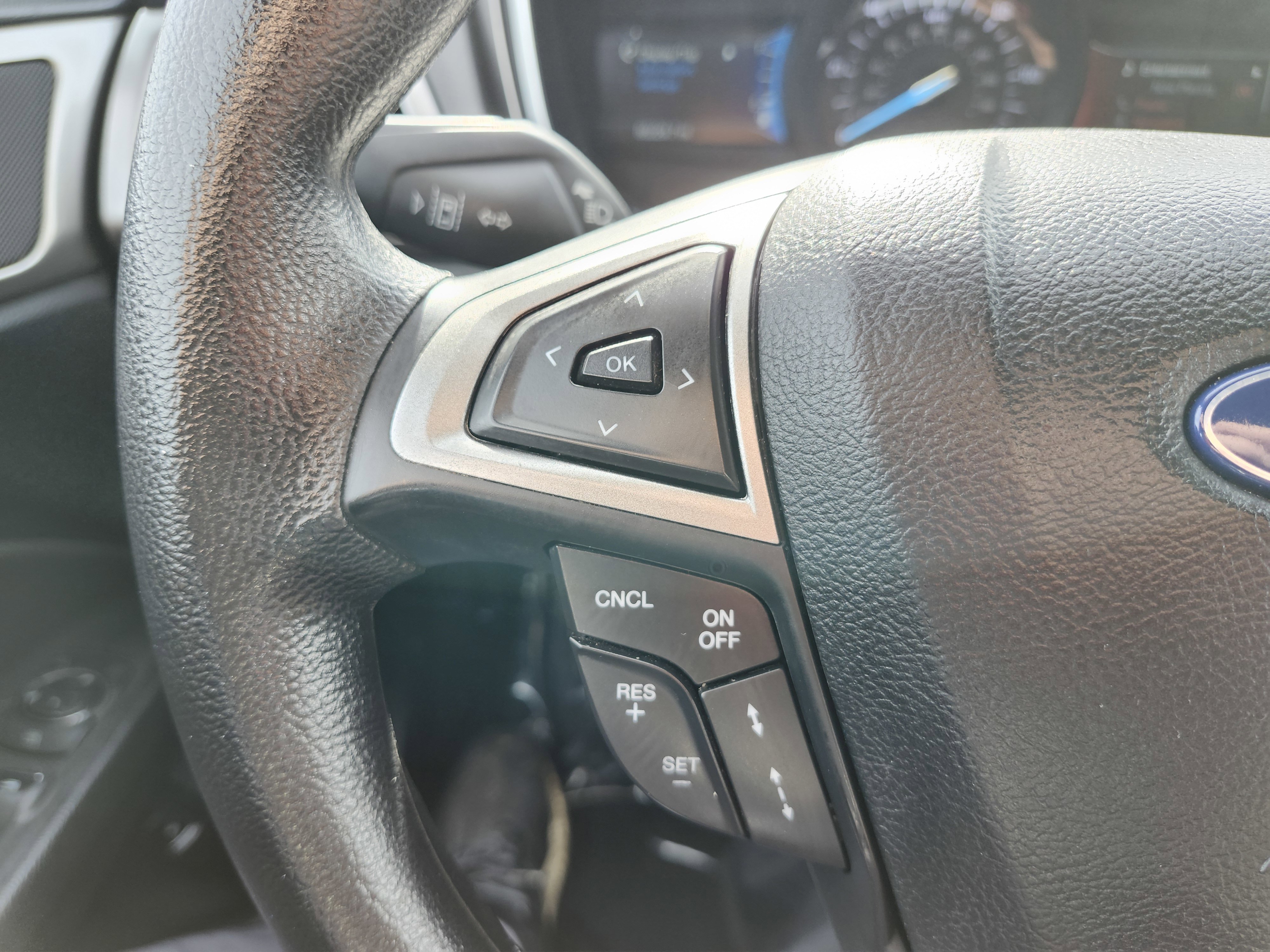 Used 2019 Ford Fusion SE FWD image 36