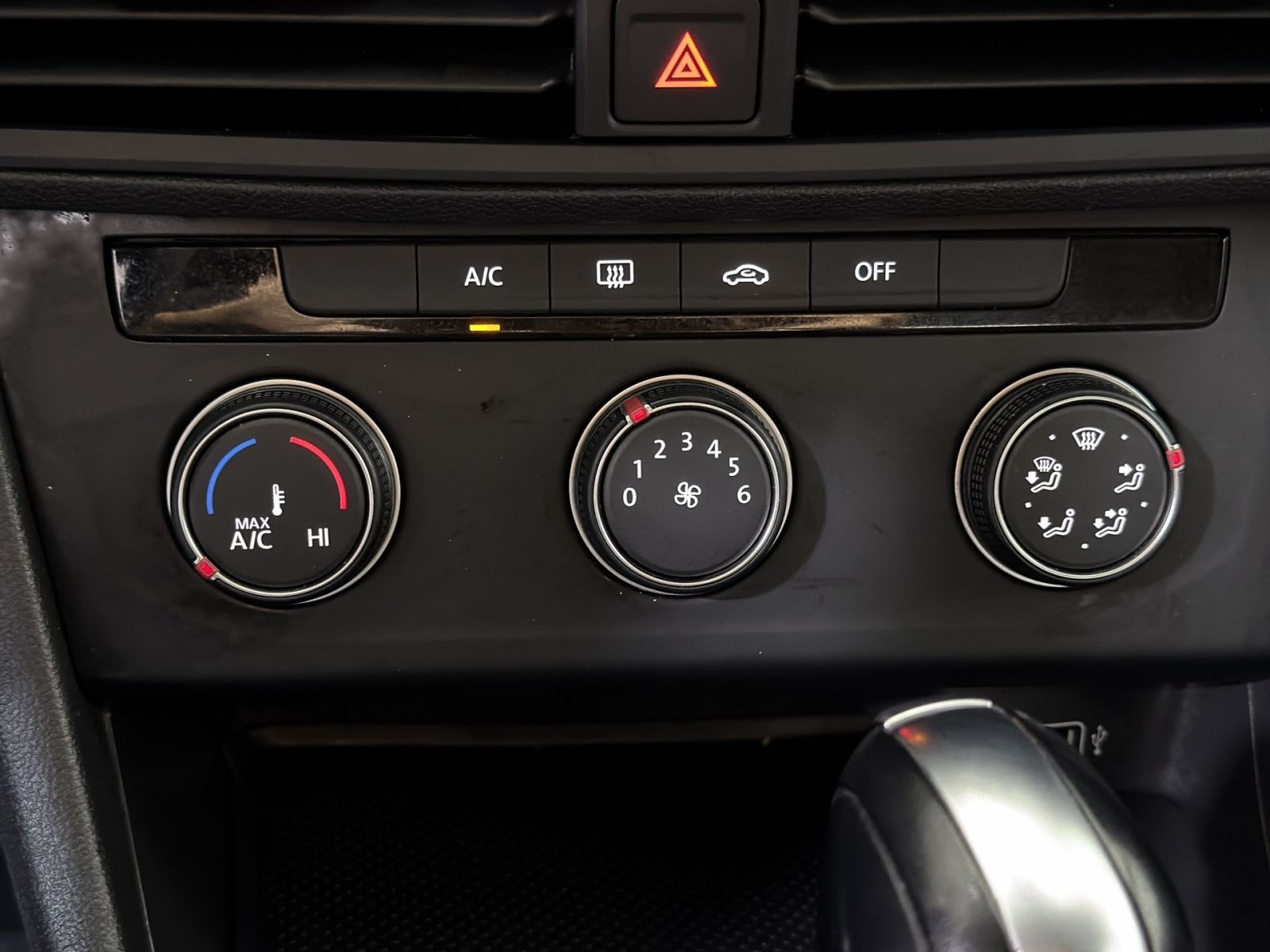 Used 2019 Volkswagen Jetta S w/ Driver Assistance Package FWD image 20