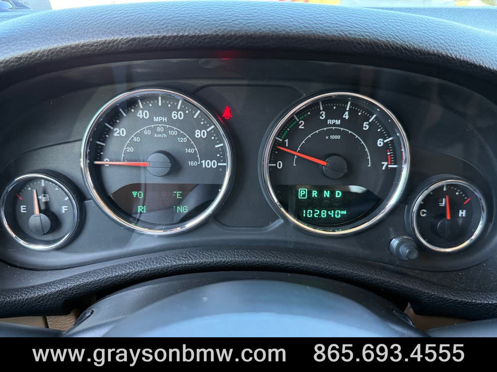 Used 2015 Jeep Wrangler Unlimited Sahara w/ Connectivity Group AWD/4WD image 30