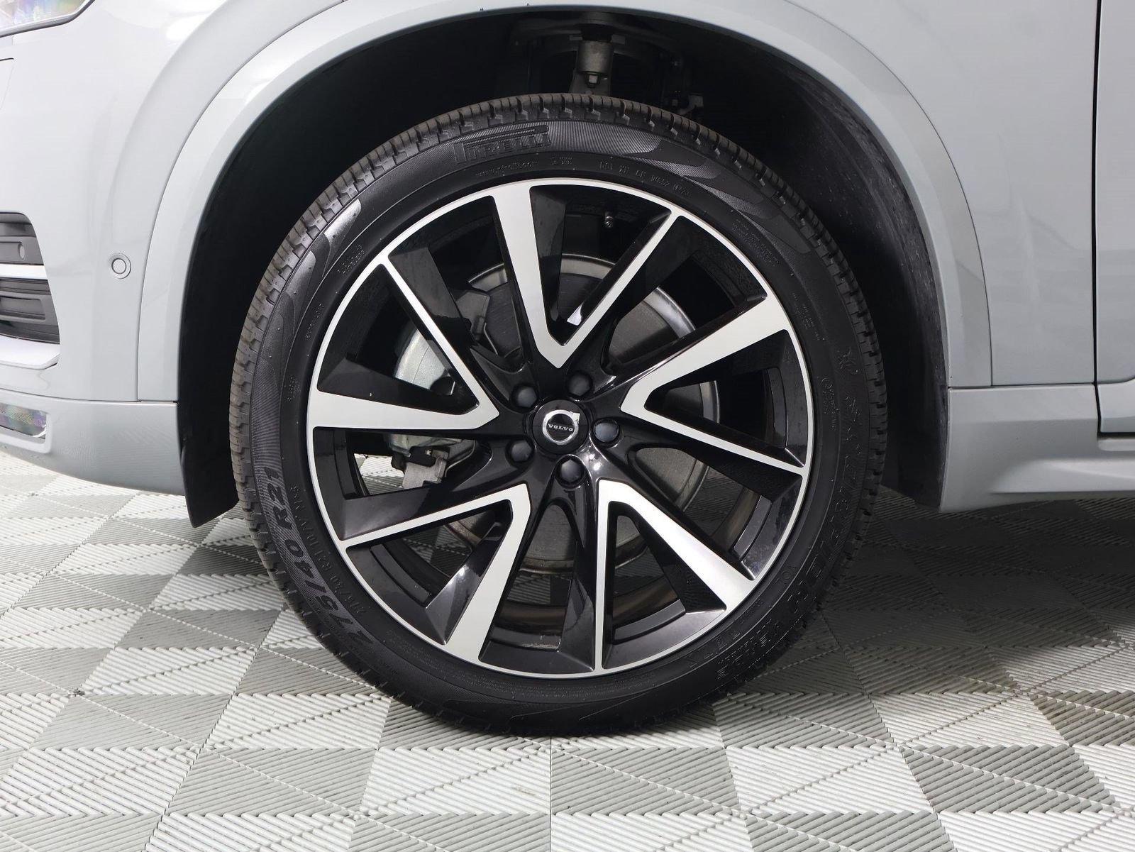 Certified 2024 Volvo XC90 B6 Ultimate AWD/4WD image 28