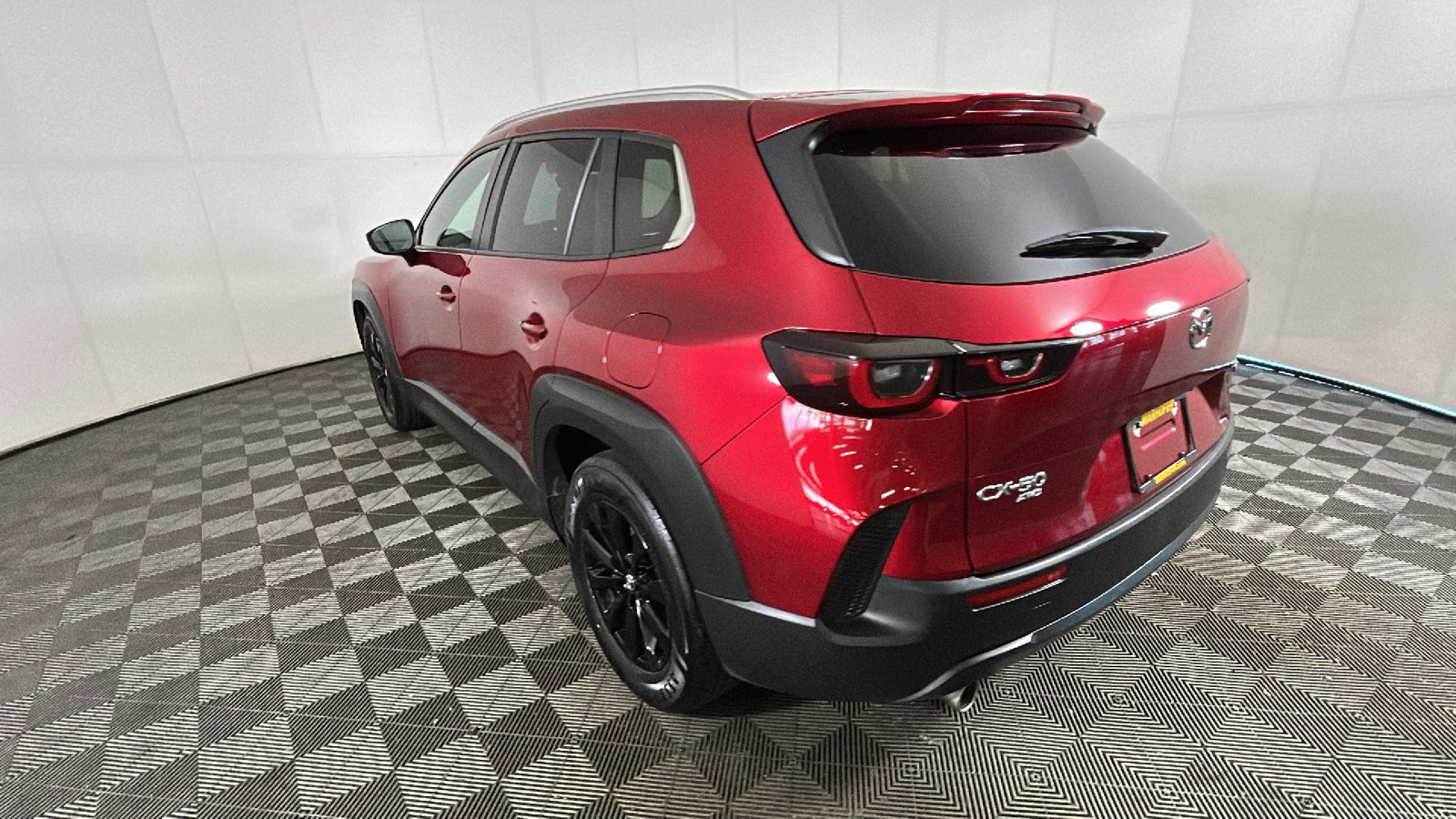 Used 2025 MAZDA CX-50 AWD 2.5 S w/ Preferred Package image 5