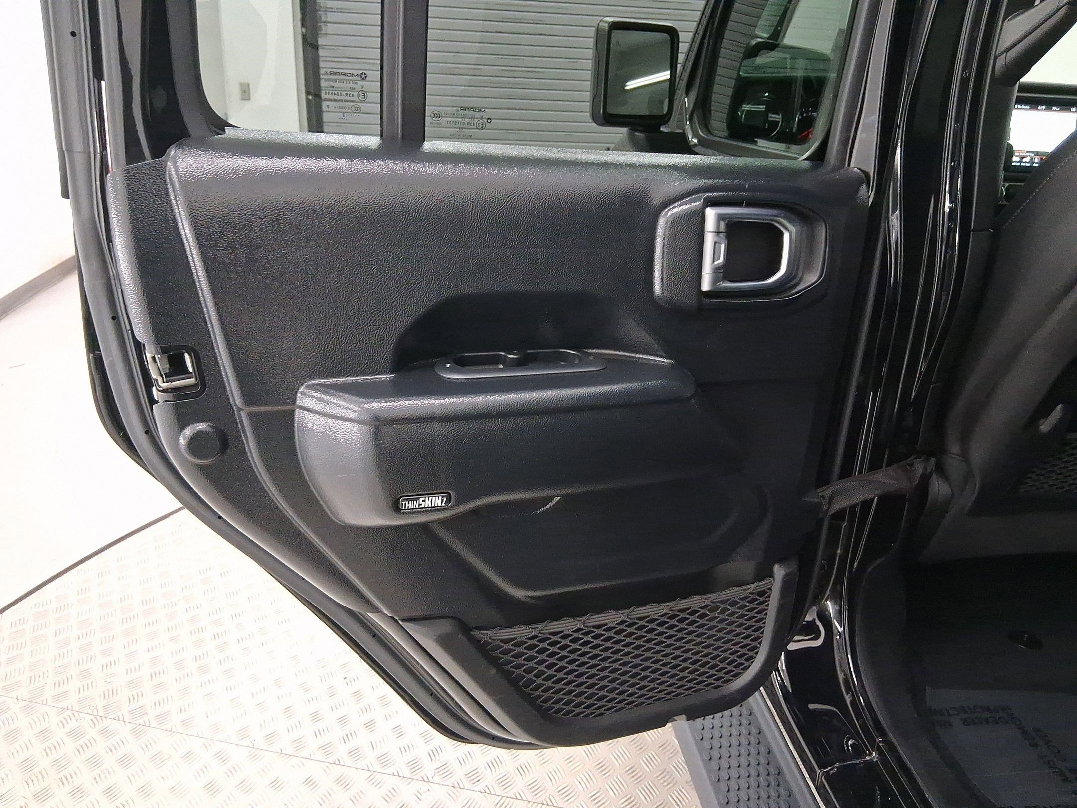 Used 2022 Jeep Wrangler Unlimited Rubicon w/ Xtreme Recon 35" Tire Package image 28