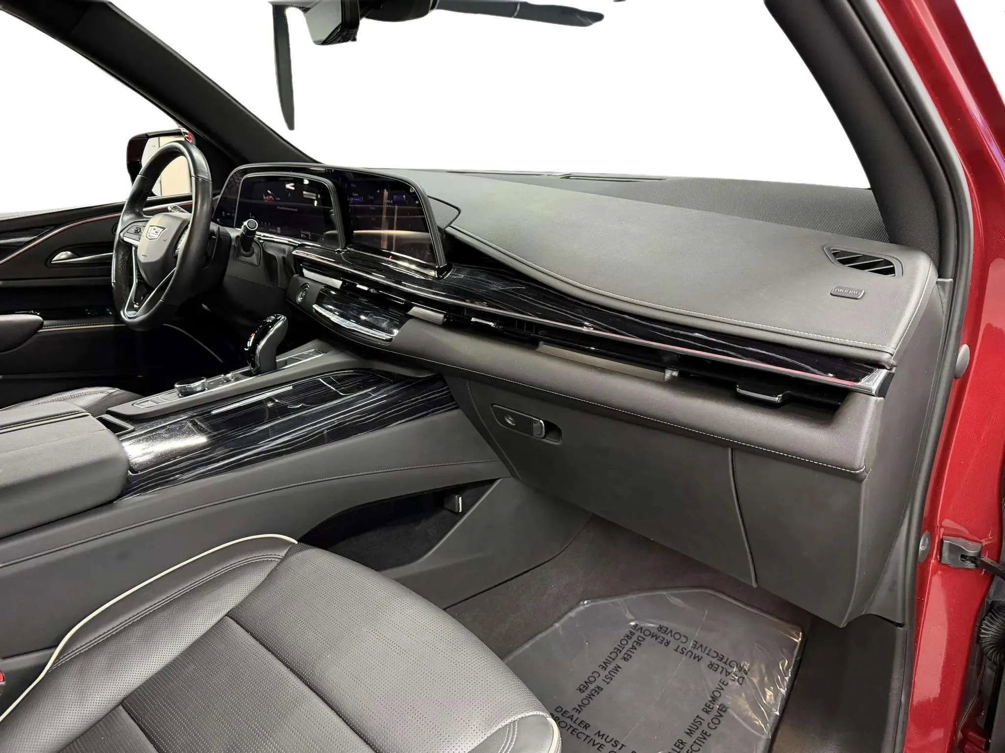 Used 2023 Cadillac Escalade Sport w/ LPO, ONYX Package image 9