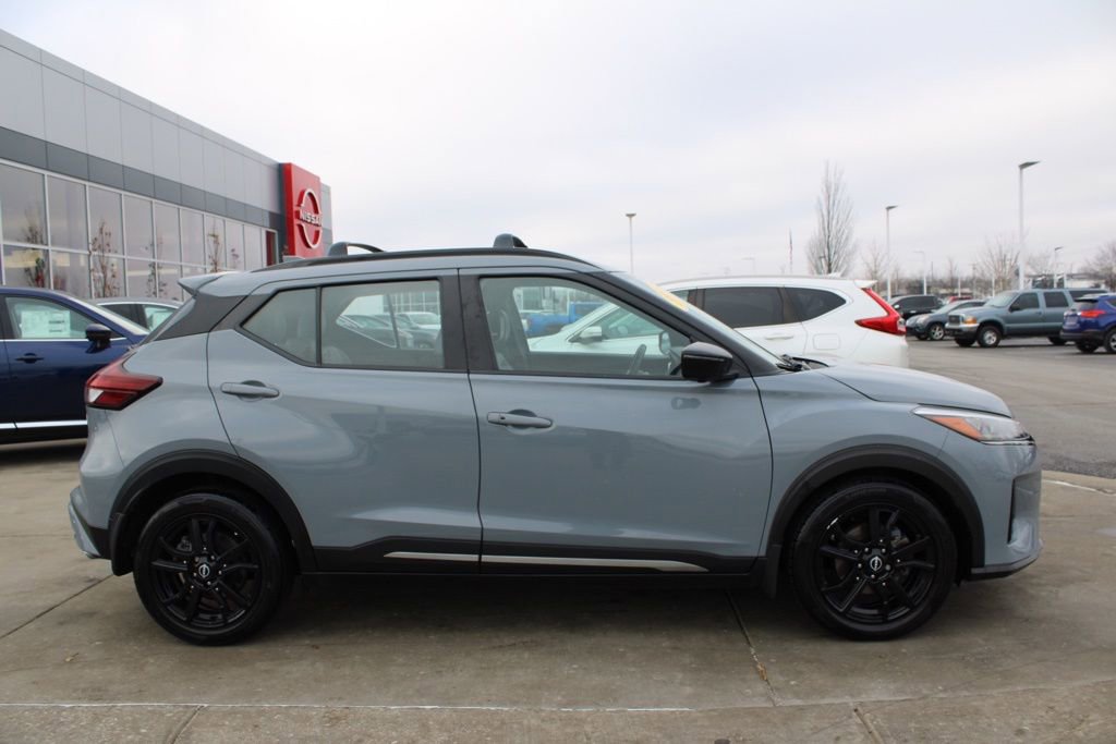 Used 2023 Nissan Kicks SR w/ SR Premium Package image 6
