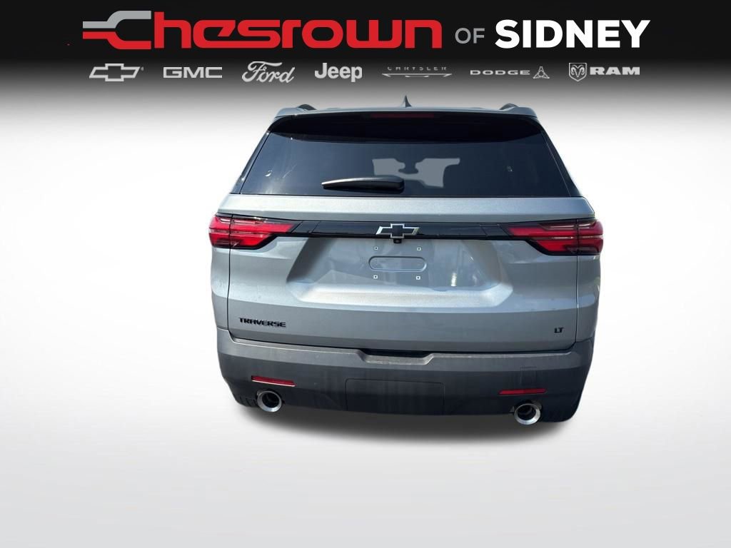 Used 2023 Chevrolet Traverse LT w/ Midnight/Sport Edition image 4