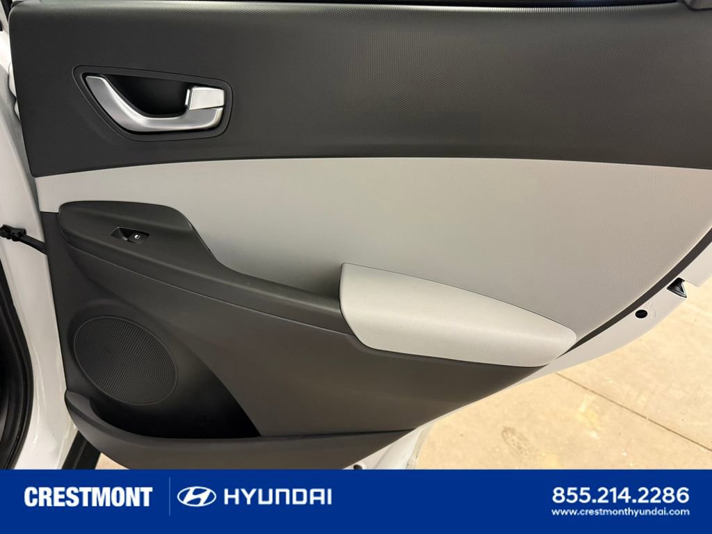 Used 2023 Hyundai Kona SEL w/ Convenience Package image 31