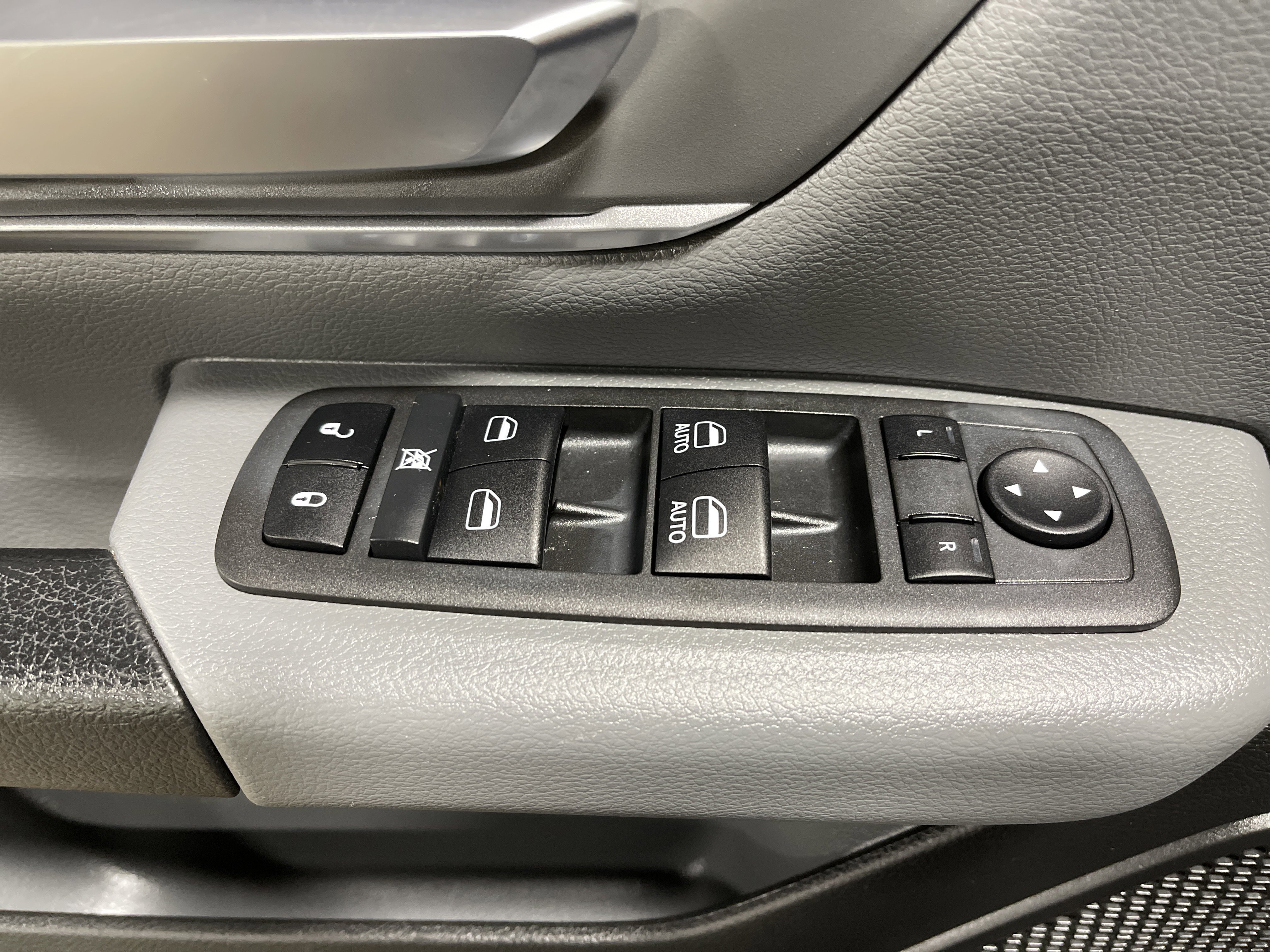 Used 2022 RAM 1500 Big Horn image 10